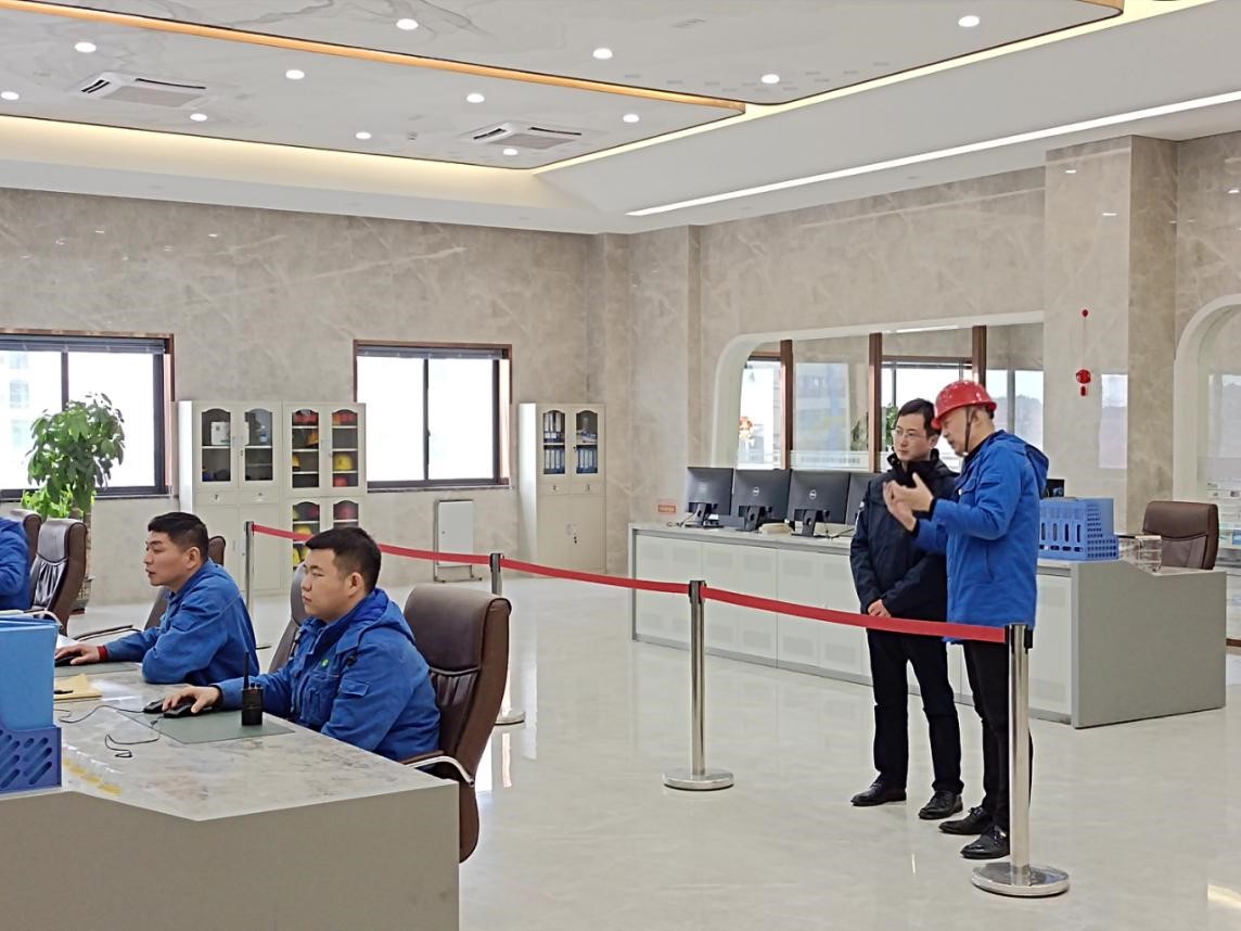 非凡娱乐集团向导到下属项目公司开展新春慰问